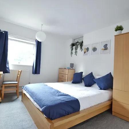 Garden Tower Flat Apartment London Exterior photo